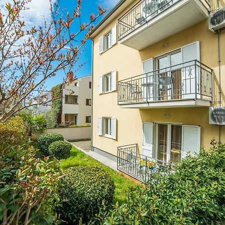 Apartments Bella Rovinj Exteriör bild