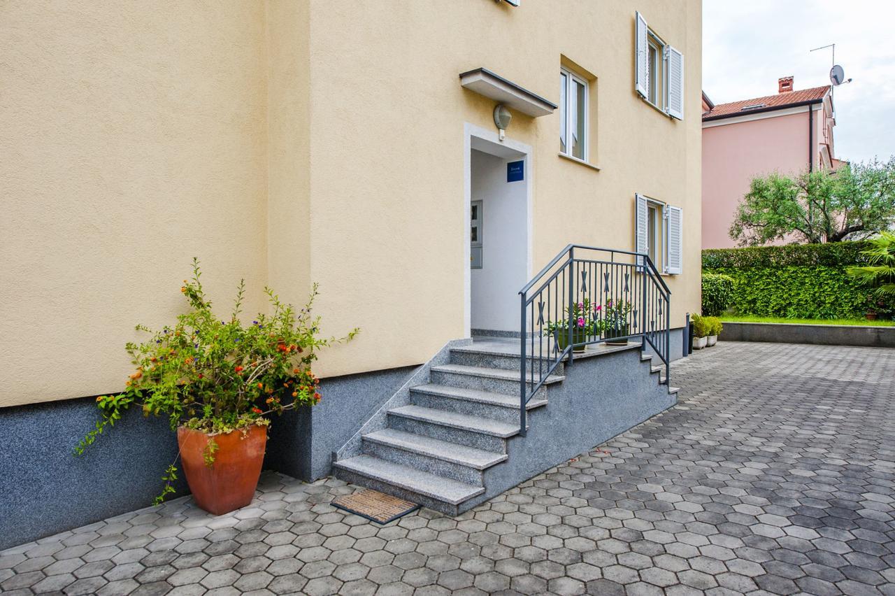 Apartments Bella Rovinj Exteriör bild
