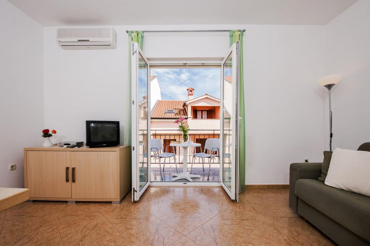 Apartments Bella Rovinj Exteriör bild