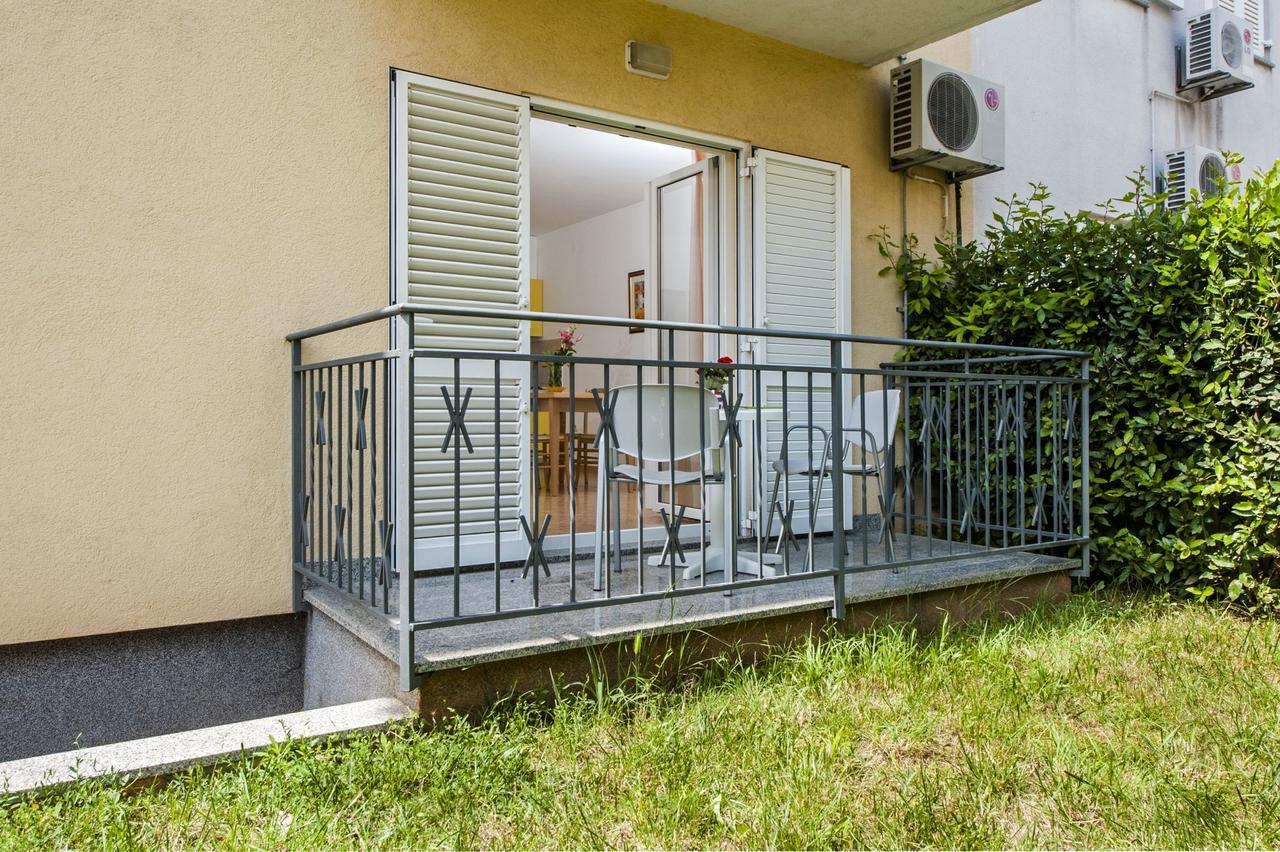 Apartments Bella Rovinj Exteriör bild