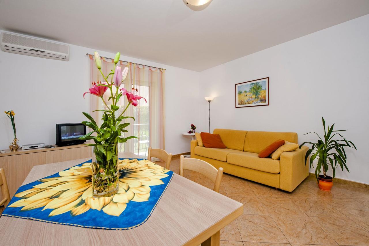 Apartments Bella Rovinj Exteriör bild