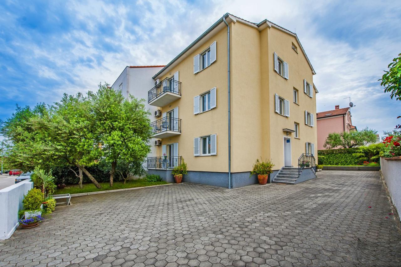 Apartments Bella Rovinj Exteriör bild