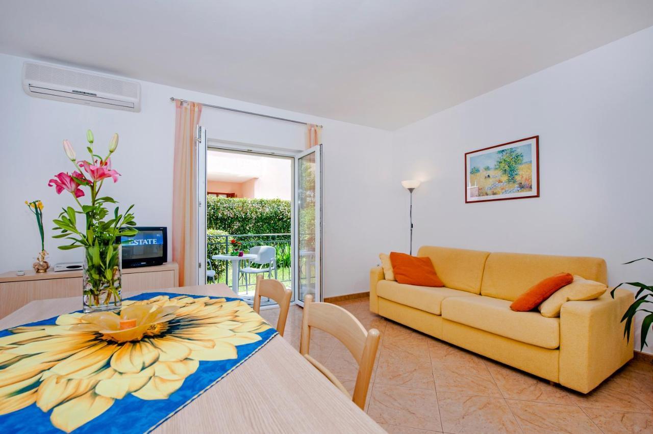 Apartments Bella Rovinj Exteriör bild